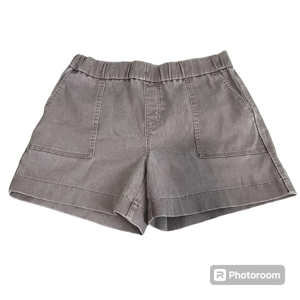 Lee size 14 medium women’s mauve purple shorts w/elastic waistband